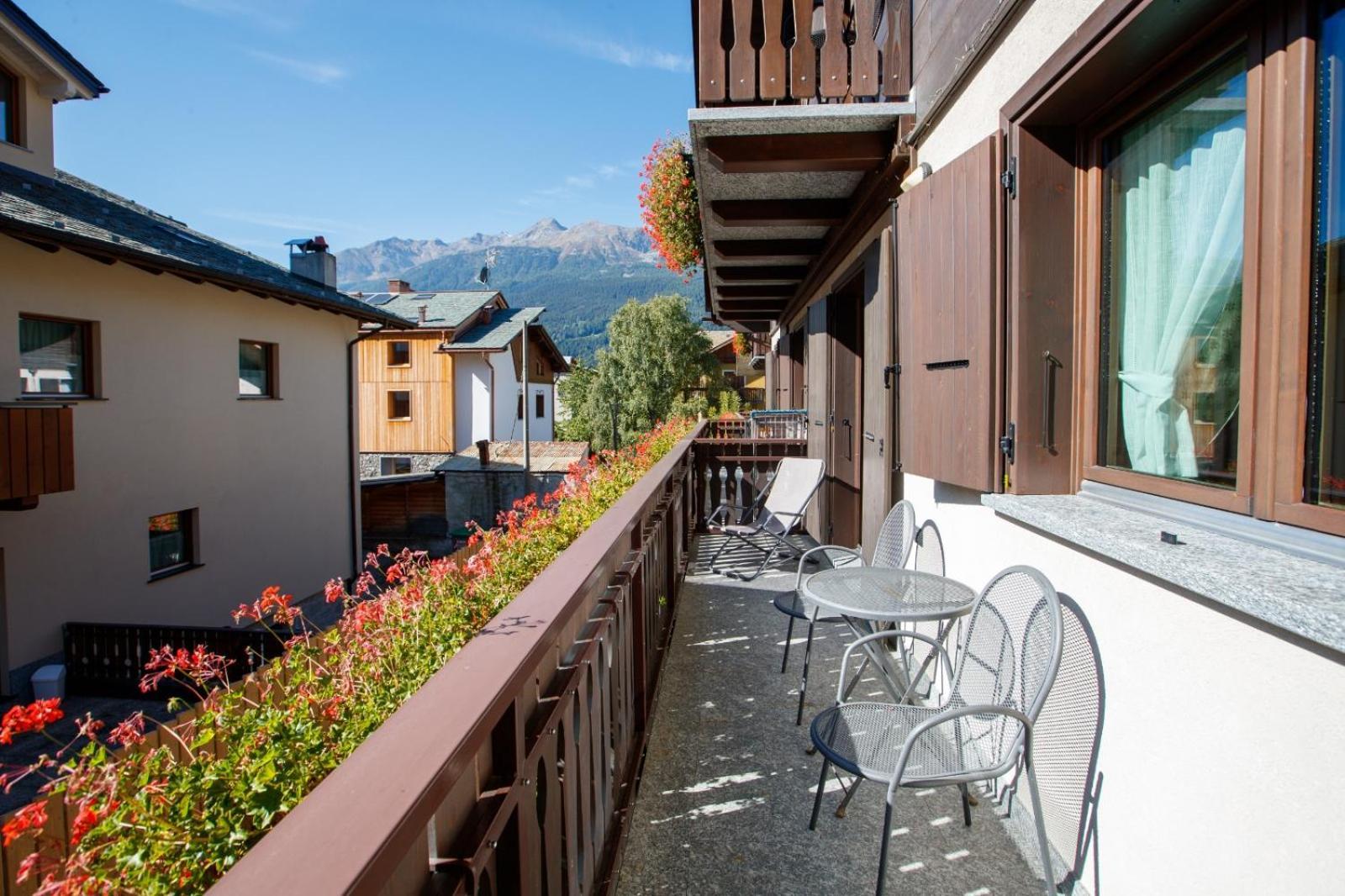 Chalet Silvi Residence Bormio Bagian luar foto
